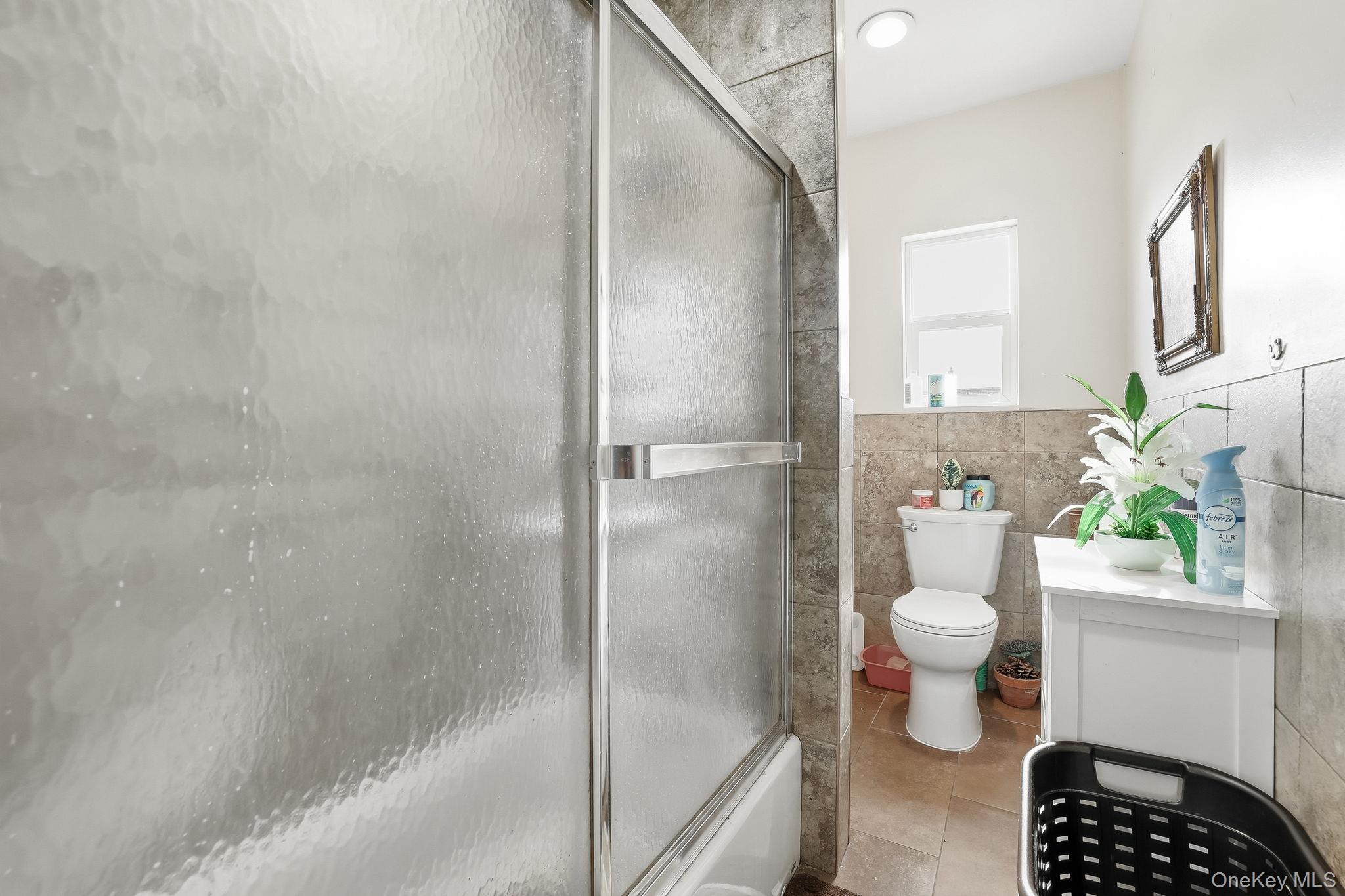 #17 photo, 722 E 134th Street, 布朗士 Bronx , NY 10454