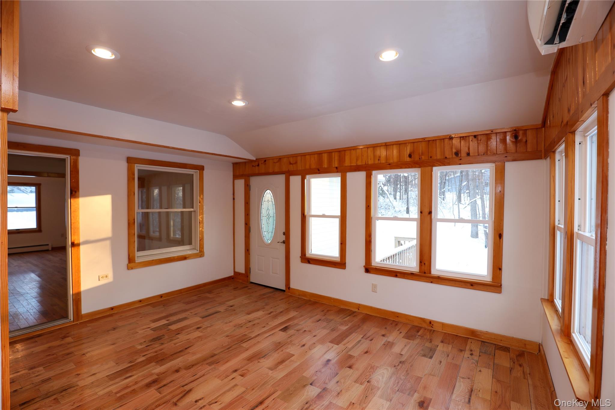 #13 photo, 38 Roxanne Boulevard, Lloyd , NY 12528