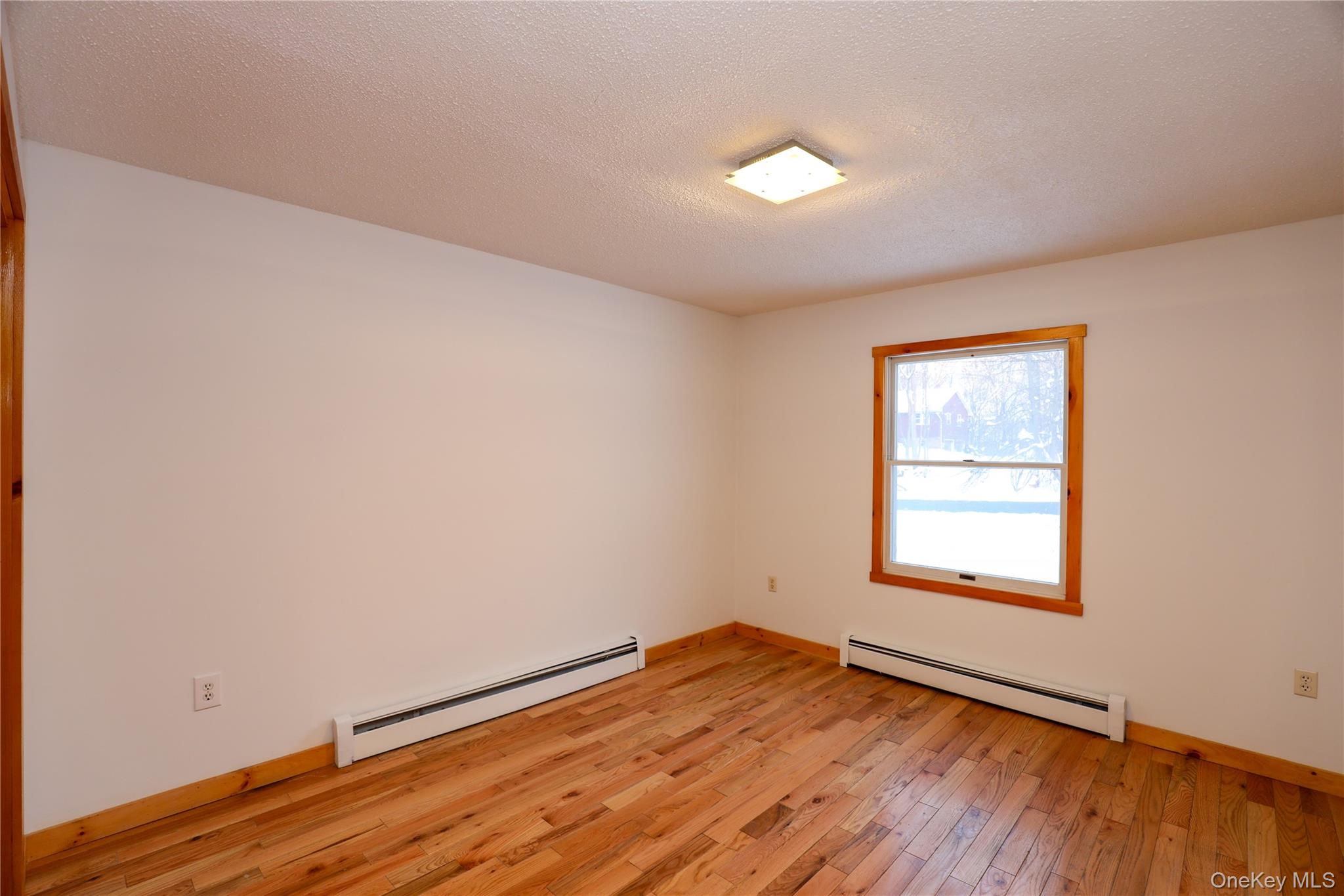 #20 photo, 38 Roxanne Boulevard, Lloyd , NY 12528