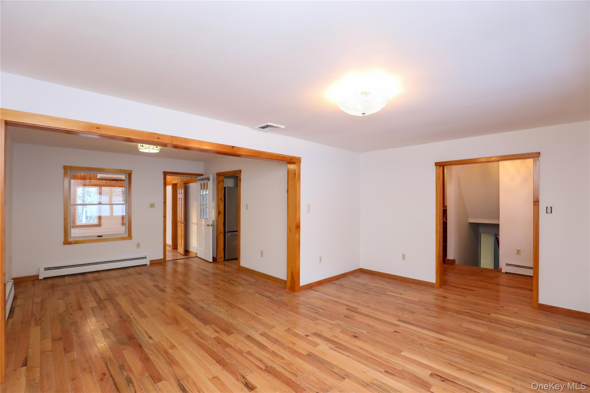 #7 photo, 38 Roxanne Boulevard, Lloyd , NY 12528