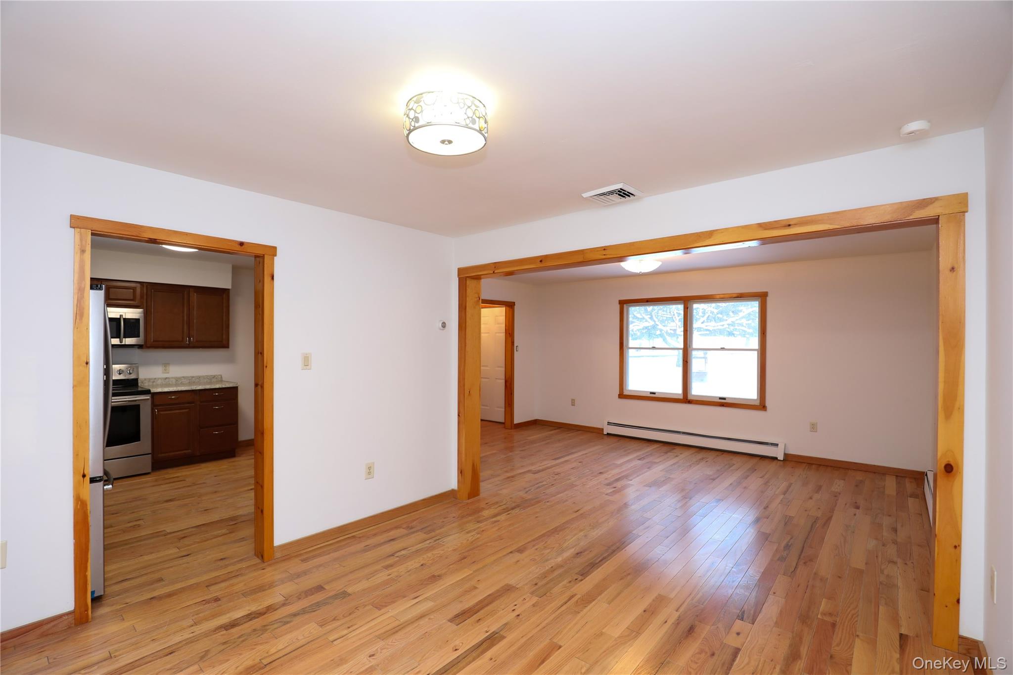 #8 photo, 38 Roxanne Boulevard, Lloyd , NY 12528