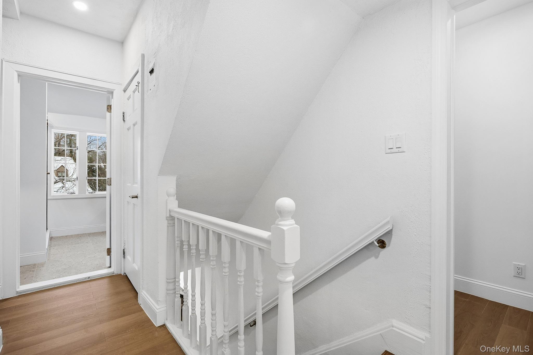 #19 photo, 2 Wynmor Road, Scarsdale , NY 10583