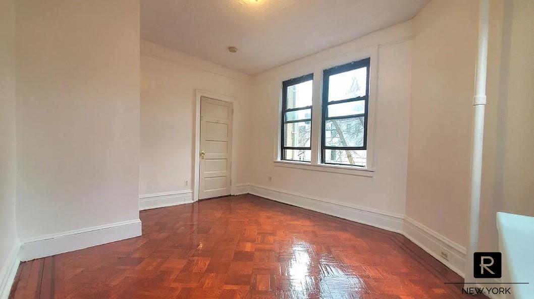 #5 photo, Brooklyn, Crown Heights , NY 11216