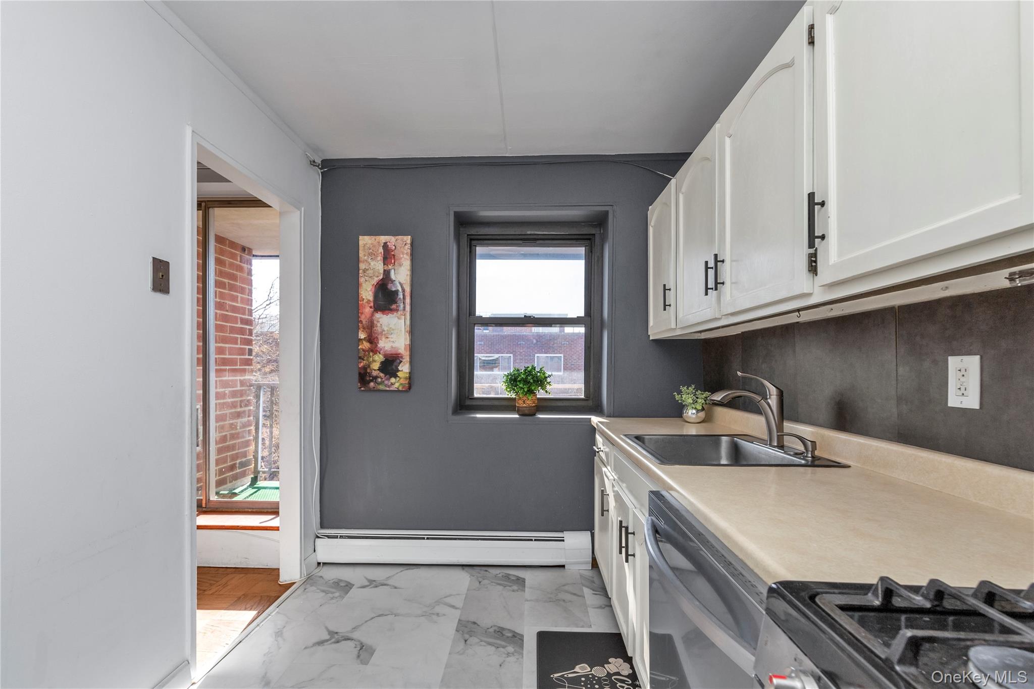 #10 photo, 100 Clinton Avenue, Нассау ‖ Mineola , NY 11501