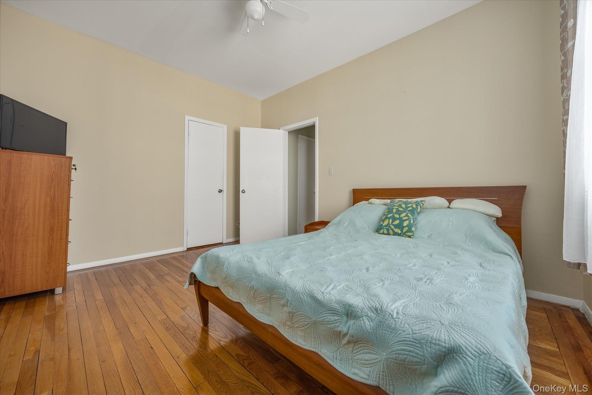 #11 photo, 7401 4th Avenue, Brooklyn , NY 11209