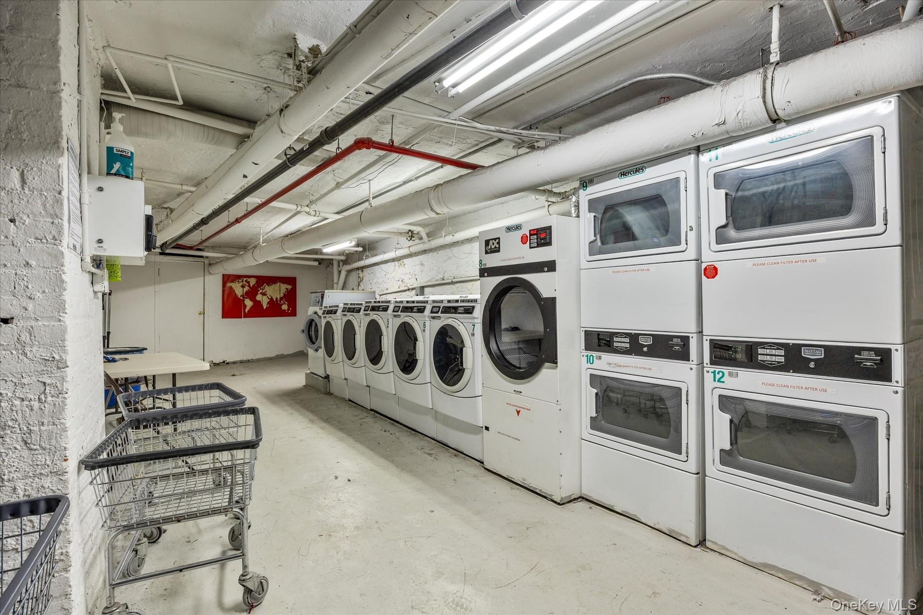 #13 photo, 7401 4th Avenue, Brooklyn , NY 11209