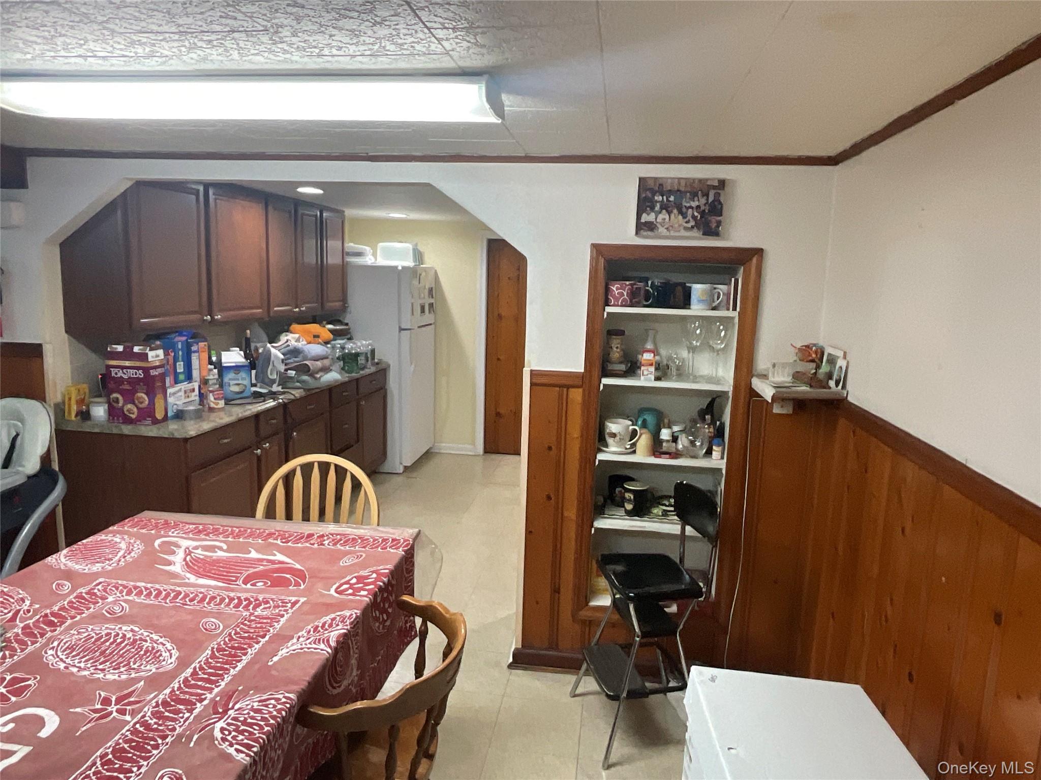 #11 photo, 219-43 113th Avenue, كوينز Queens Village , NY 11429