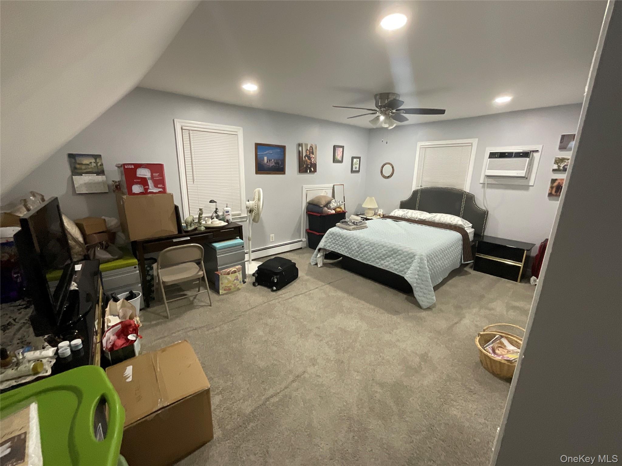 #14 photo, 219-43 113th Avenue, كوينز Queens Village , NY 11429