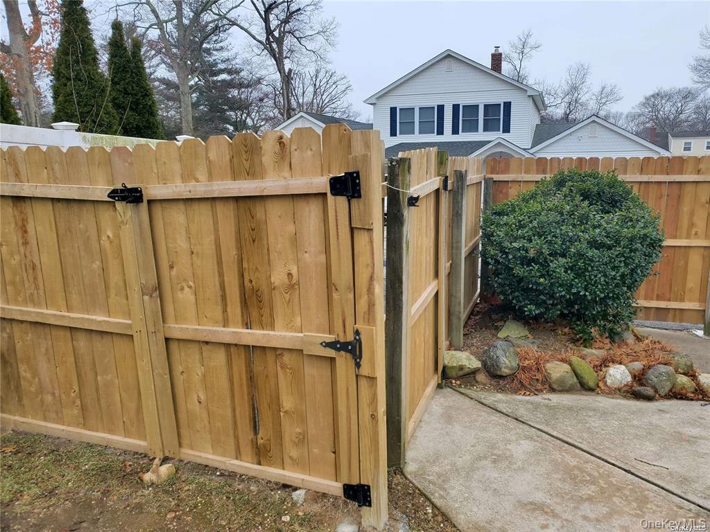 #16 photo, 62 Murdock Street, South Huntington , NY 11746