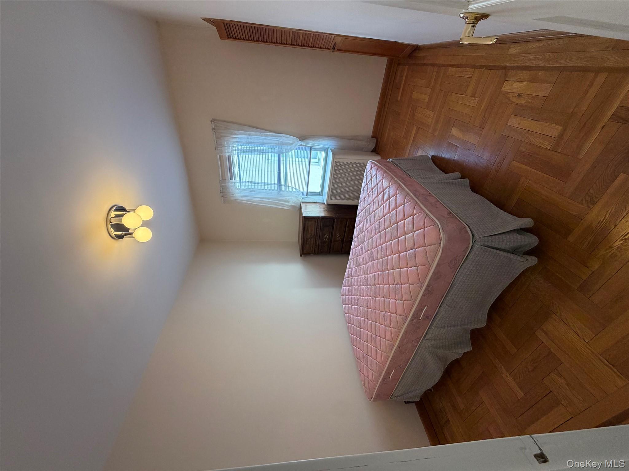 #7 photo, 14718 24th Avenue, Whitestone , NY 11357