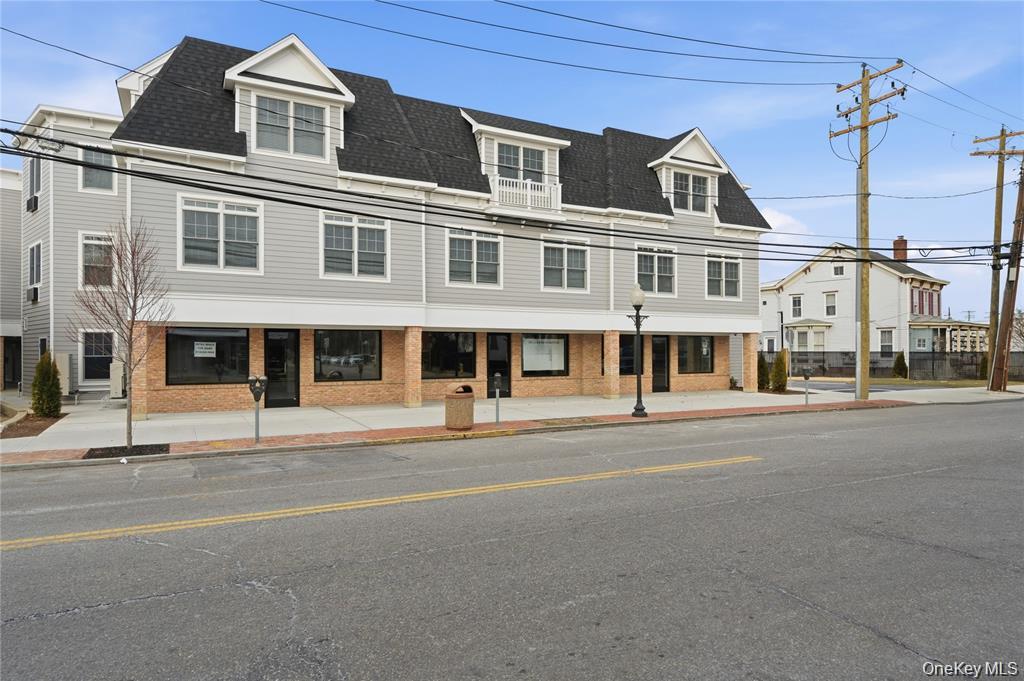 #2 photo, 180 Deer Park Avenue, सफ़ोक काउंटी Babylon , NY 11702