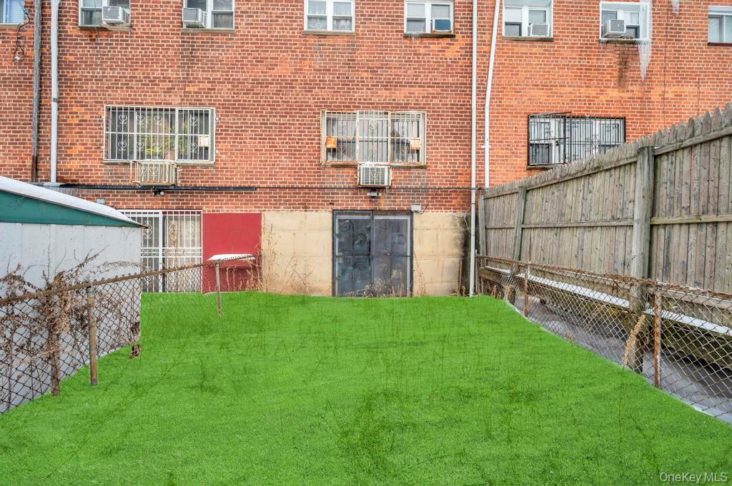 #6 photo, 1034 Hendrix Street, Brooklyn , NY 11207