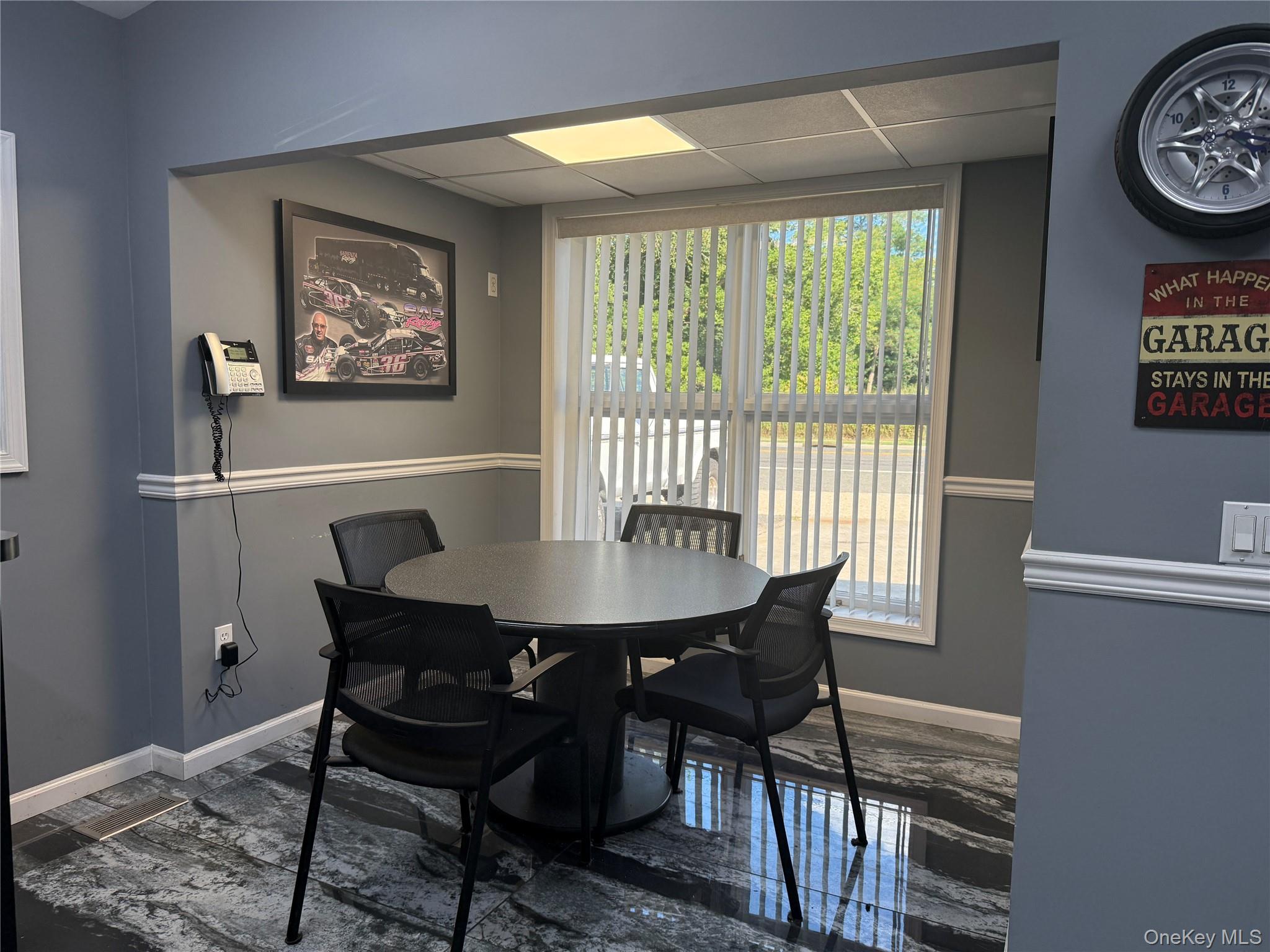 #11 photo, 944 E Main Street, سوفولك Riverhead , NY 11901