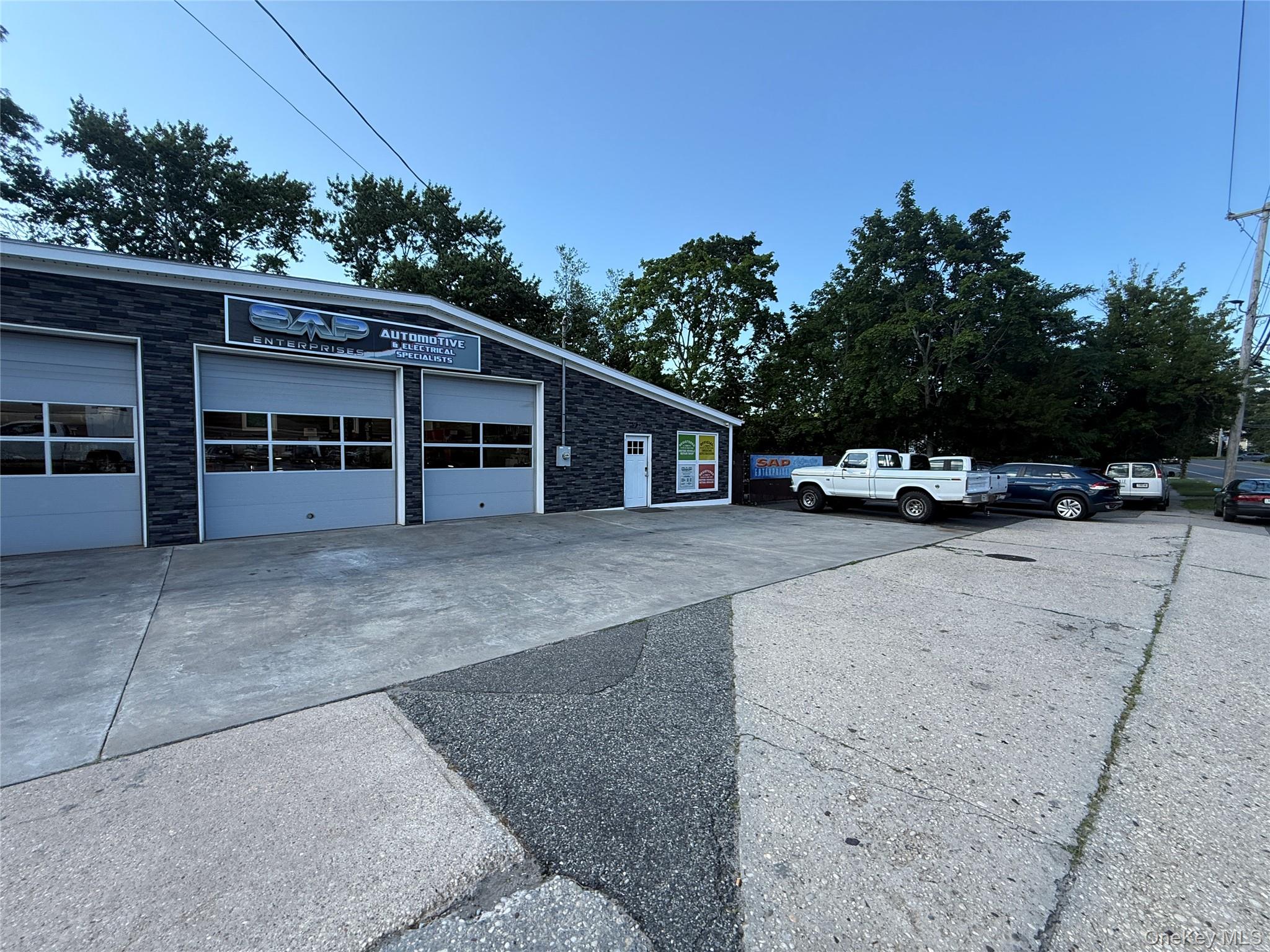 #2 photo, 944 E Main Street, سوفولك Riverhead , NY 11901