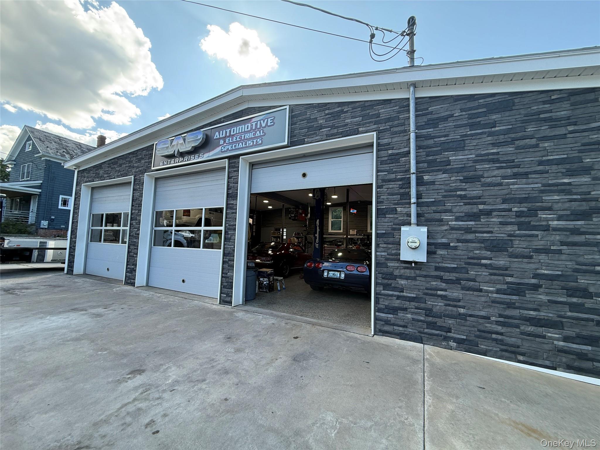 #3 photo, 944 E Main Street, سوفولك Riverhead , NY 11901