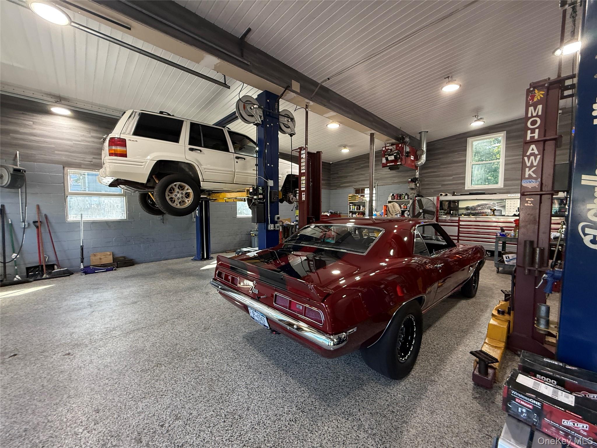 #6 photo, 944 E Main Street, سوفولك Riverhead , NY 11901