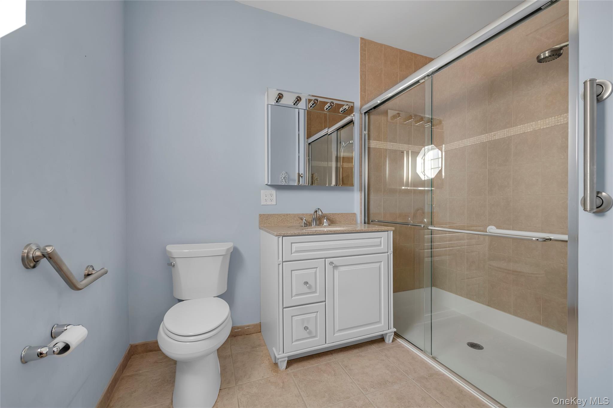 #10 photo, 286 Spring Drive, Нассау ‖ East Meadow , NY 11554