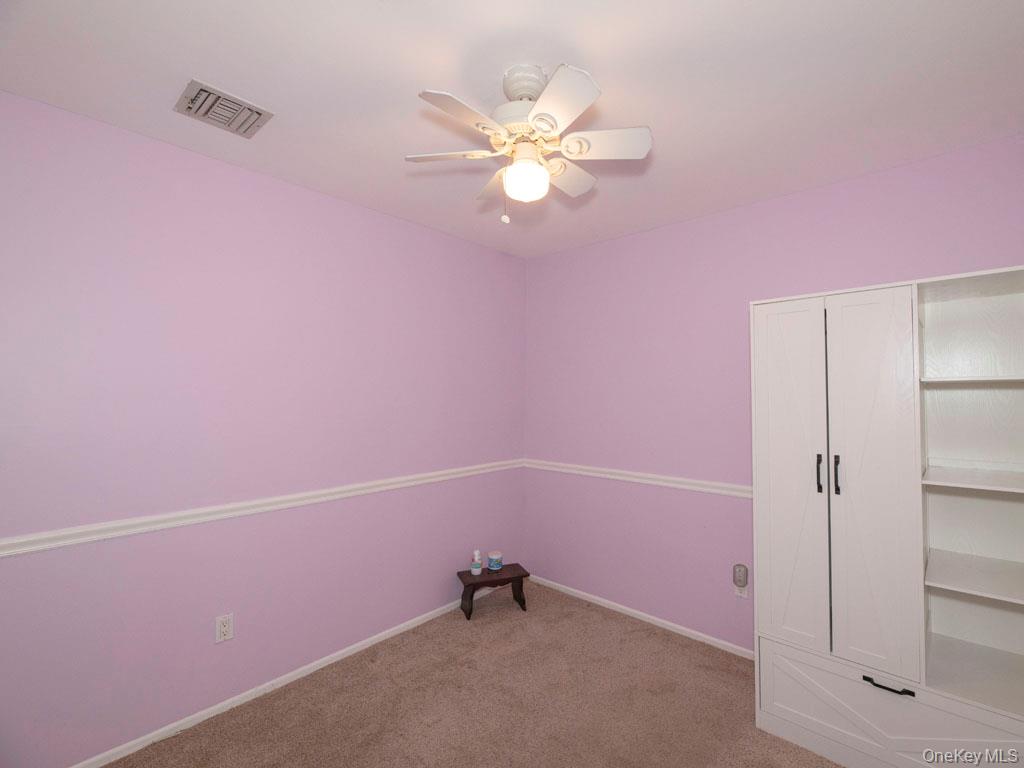 #13 photo, 1 Atlantic Avenue, מחוז נסאו Farmingdale , NY 11735