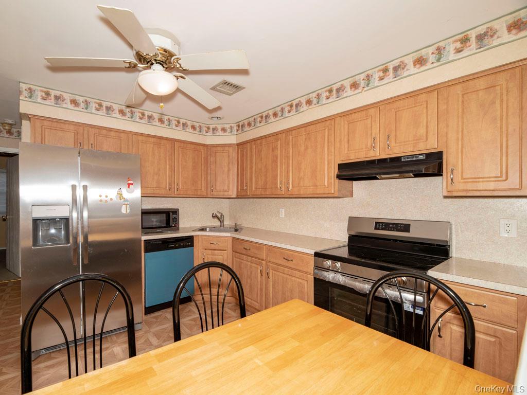 #5 photo, 1 Atlantic Avenue, מחוז נסאו Farmingdale , NY 11735