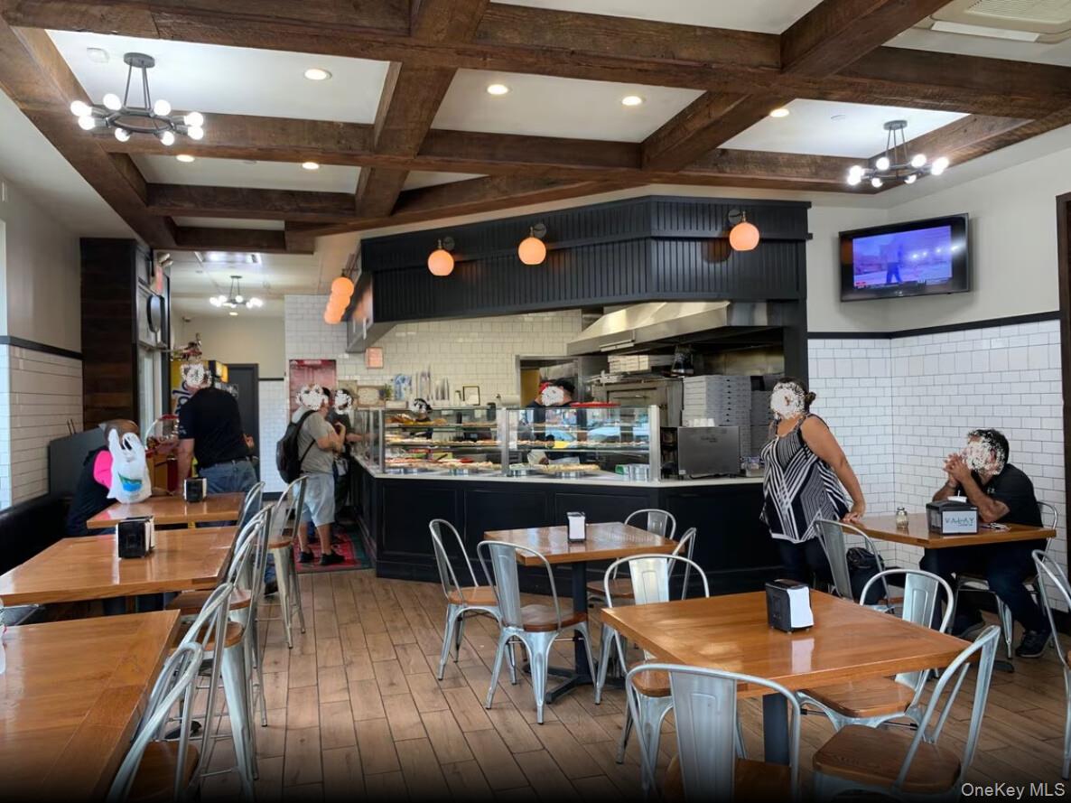 #13 photo, 3101 21st Street, Astoria , NY 11106