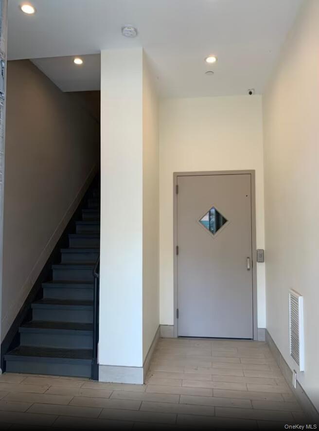 #16 photo, 3101 21st Street, Astoria , NY 11106