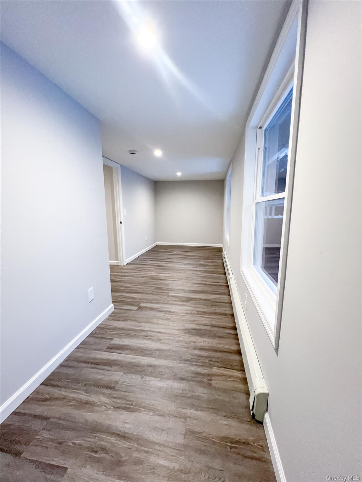 #9 photo, 800 Deer Park Avenue, سوفولك North Babylon , NY 11703