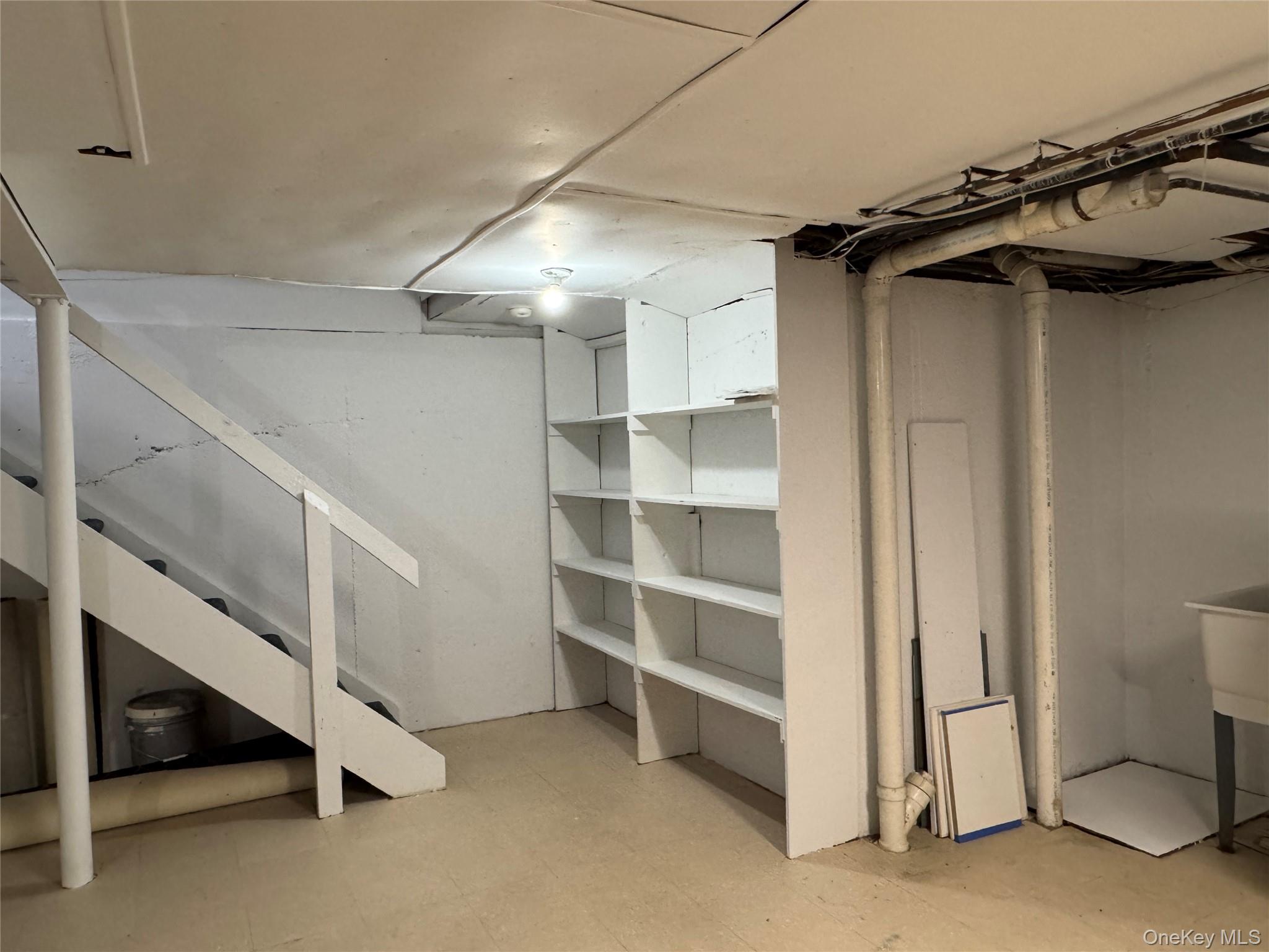 #18 photo, 37A Norwood Road, Port Washington , NY 11050