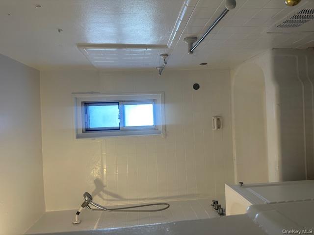 #8 photo, 133-22 Laurelton Parkway, Rosedale , NY 11422