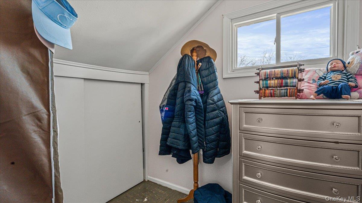 #16 photo, 101 Stewart Street, מחוז נסאו Floral Park , NY 11001