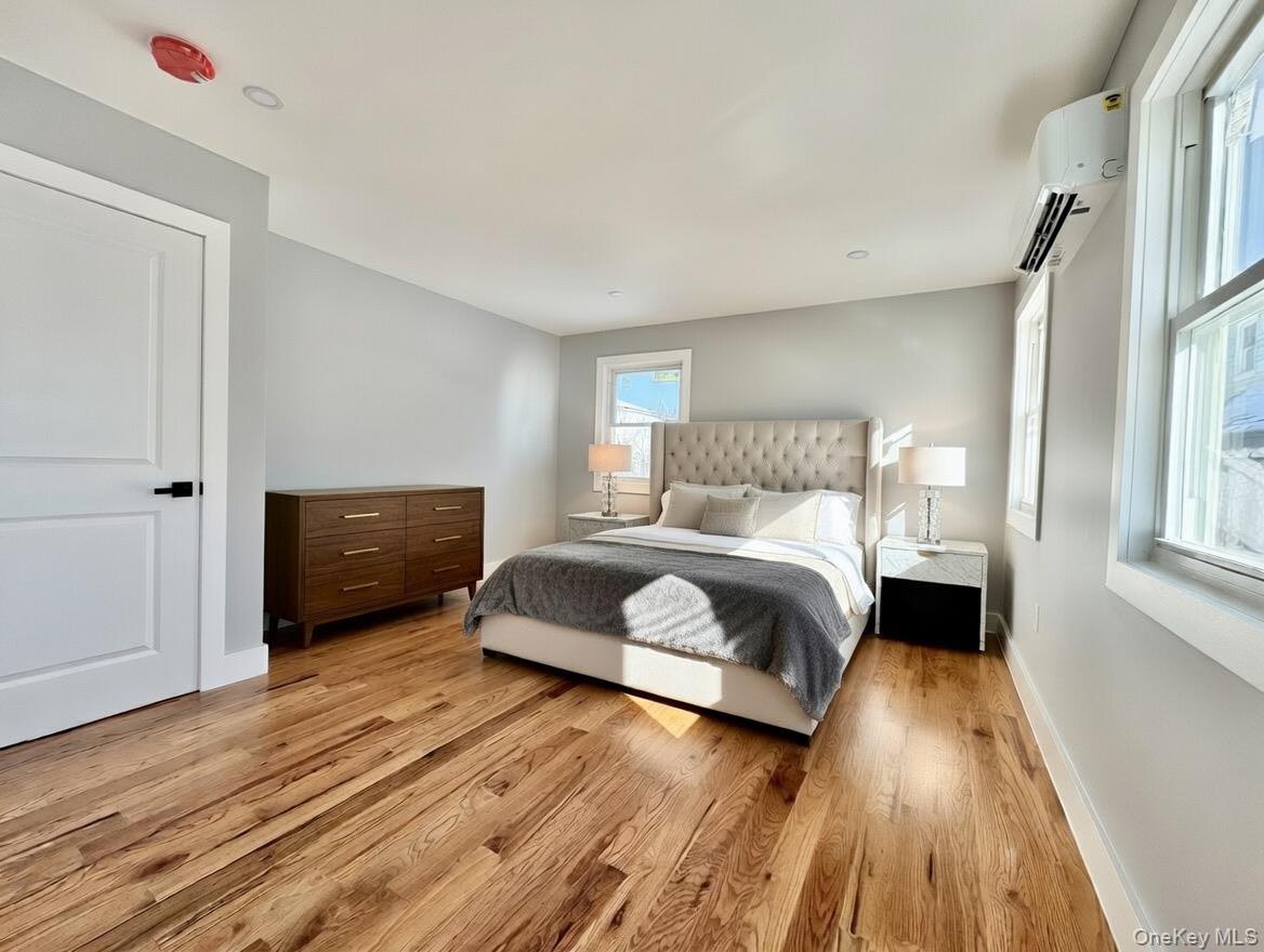 #15 photo, 14511 167th Street, কুইন্‌স Jamaica , NY 11434