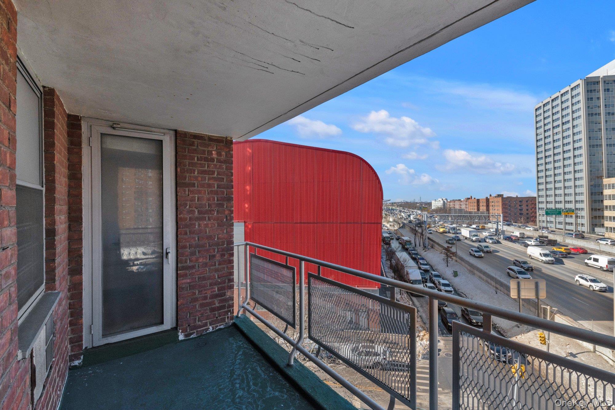 #13 photo, 61-15 97th Street, 皇后區 雷哥公園 Rego Park , NY 11374