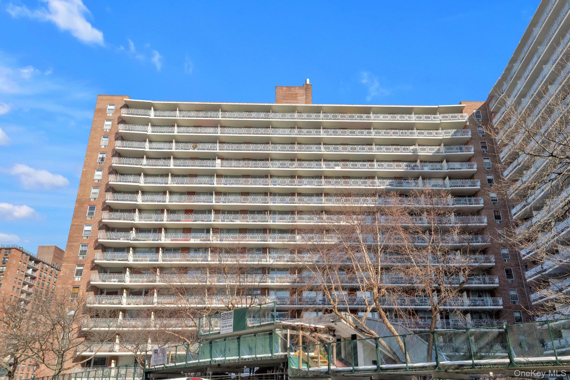 #16 photo, 61-15 97th Street, 皇后區 雷哥公園 Rego Park , NY 11374