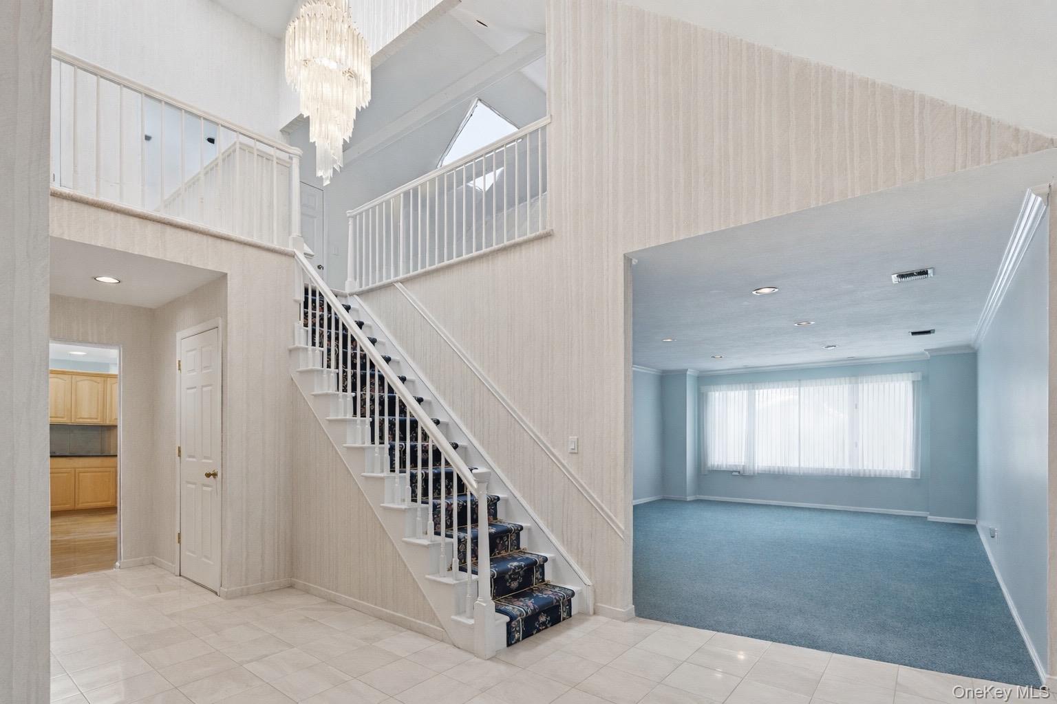 #4 photo, 6 Cedarfield Terrace, Саффолк ‖ Saint James , NY 11780