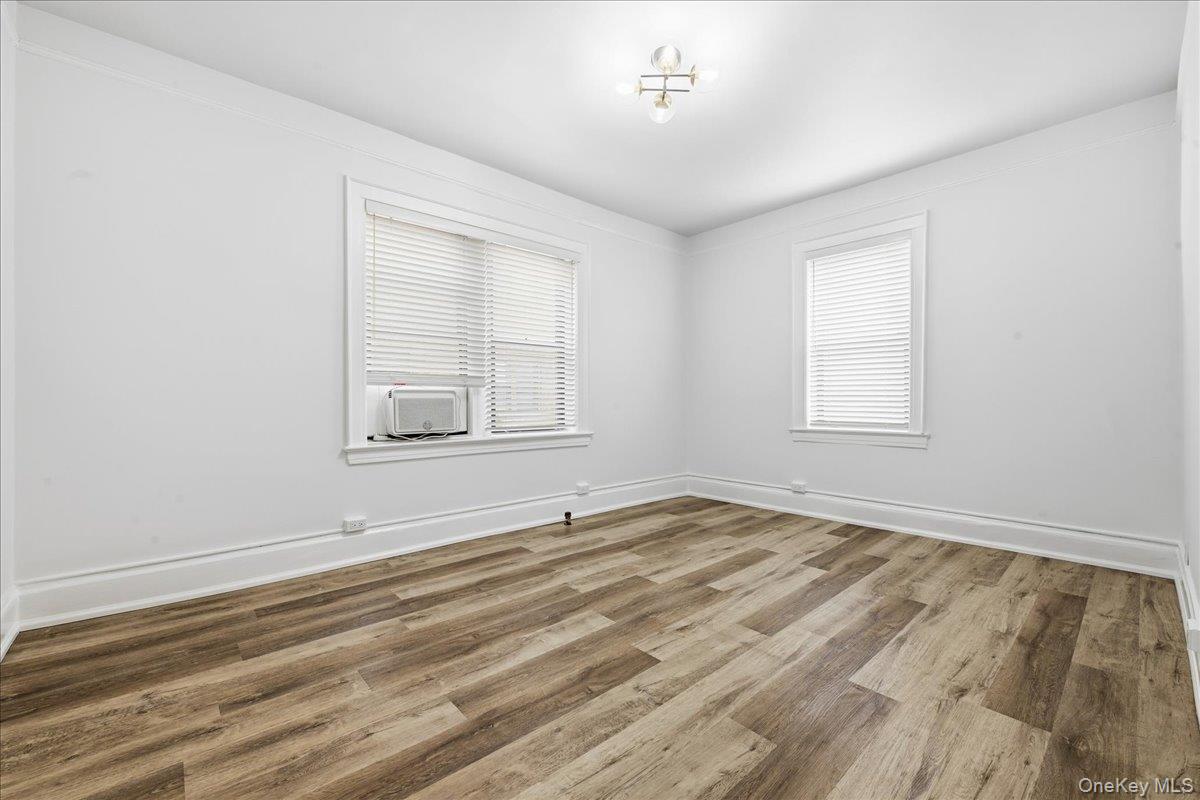 #13 photo, 222 7th Street, ناسو Garden City , NY 11530