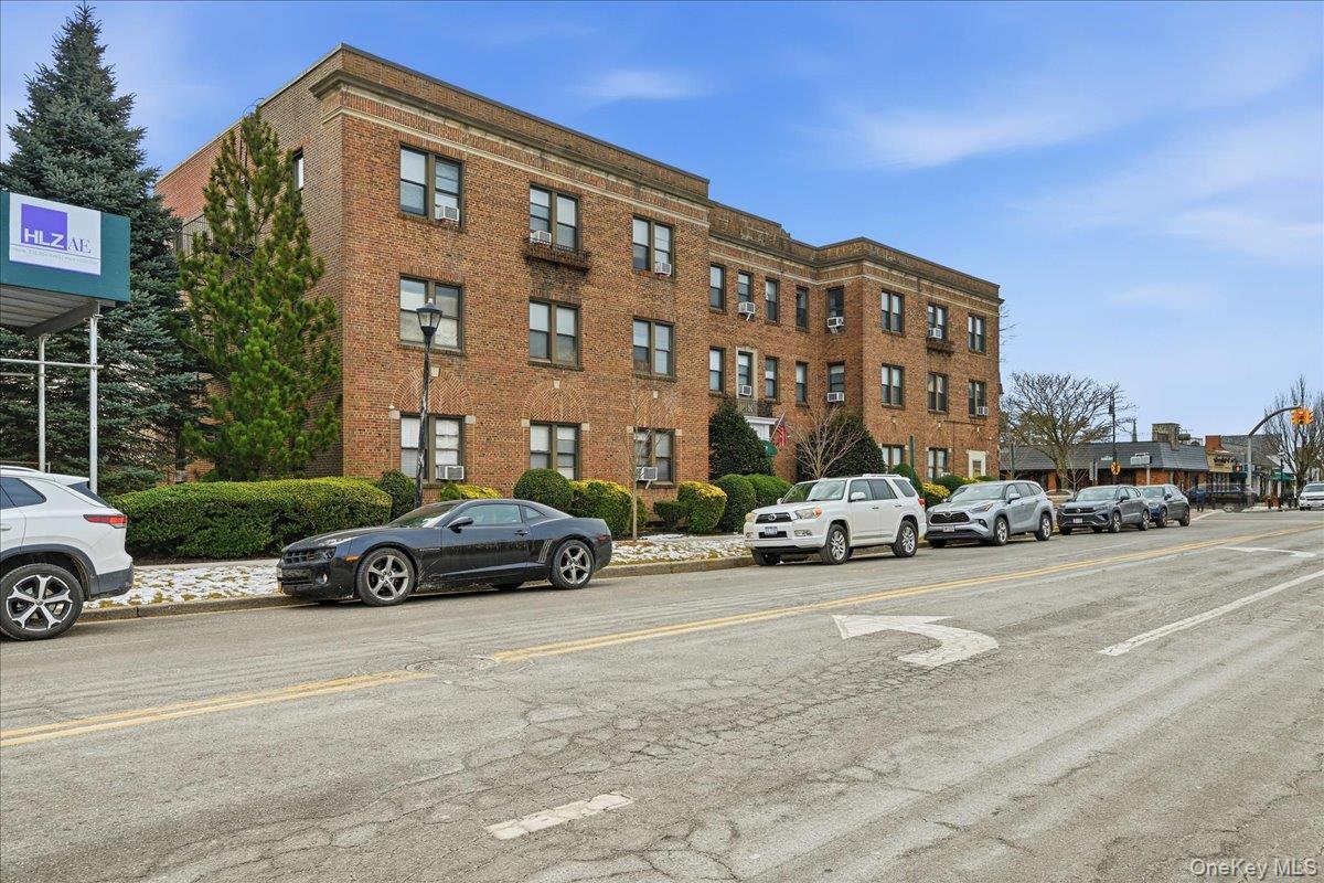 #3 photo, 222 7th Street, ناسو Garden City , NY 11530