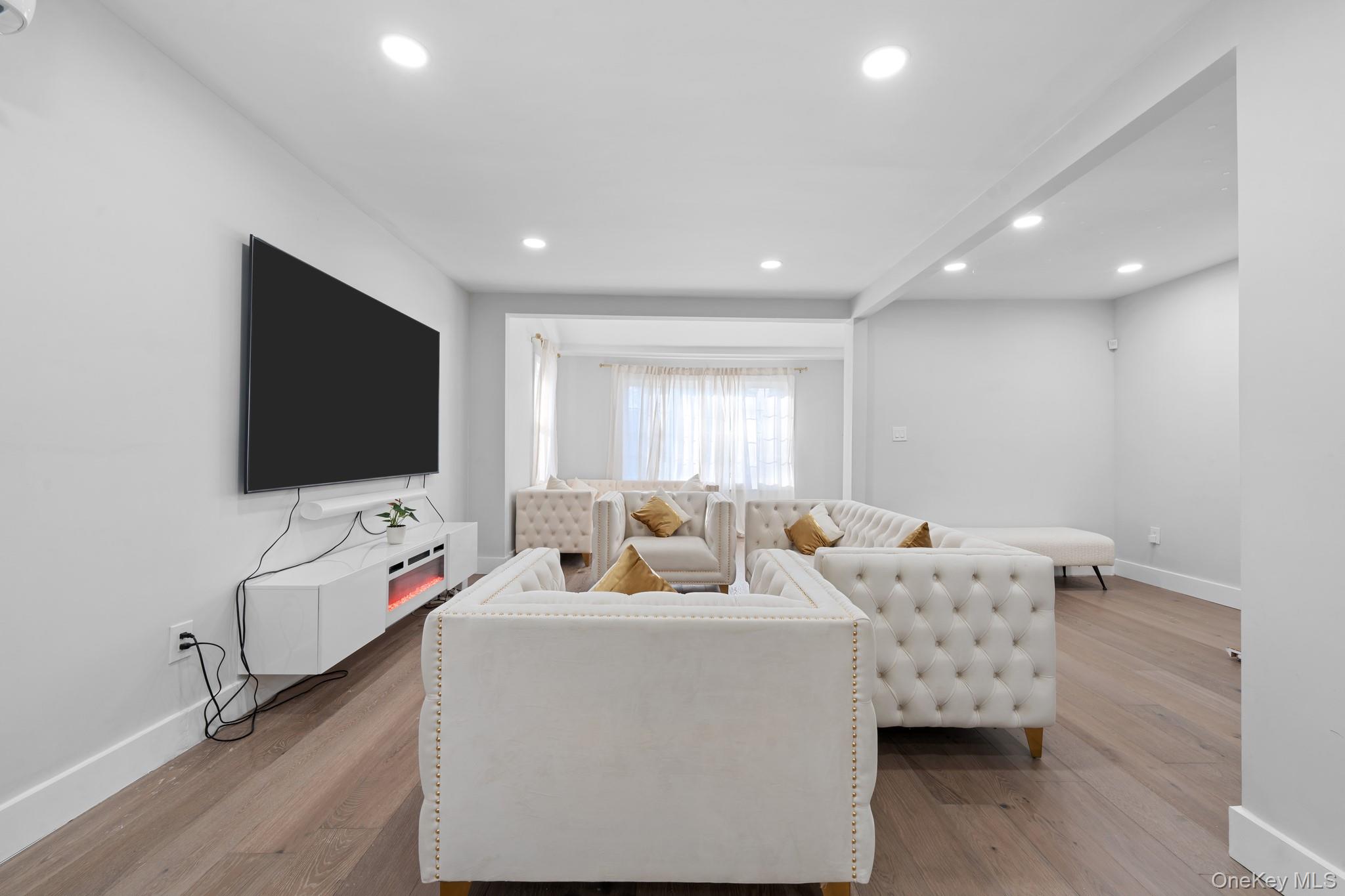 #11 photo, 11445 207th Street, Куинс ‖ Cambria Heights , NY 11411