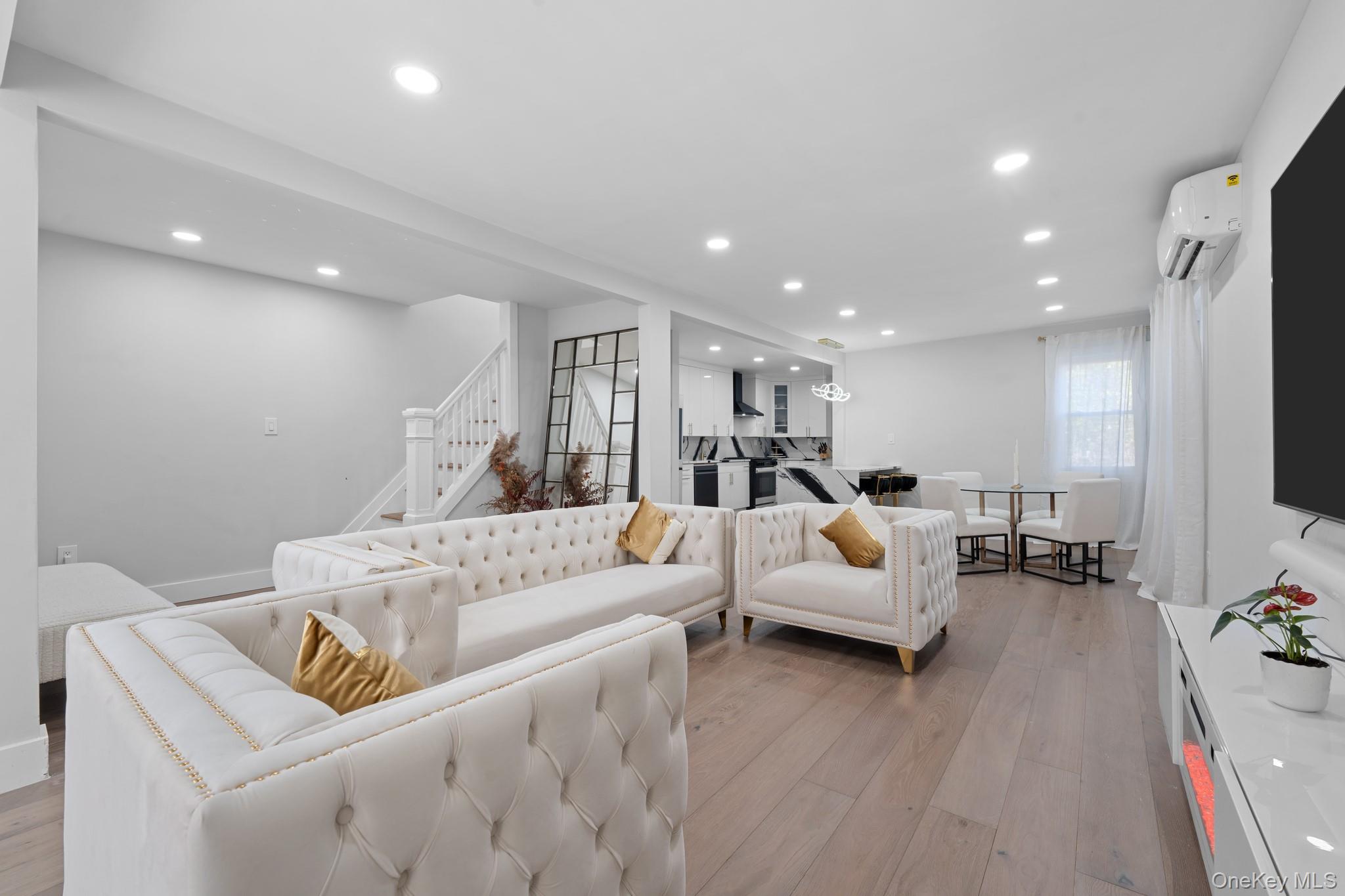 #15 photo, 11445 207th Street, Куинс ‖ Cambria Heights , NY 11411