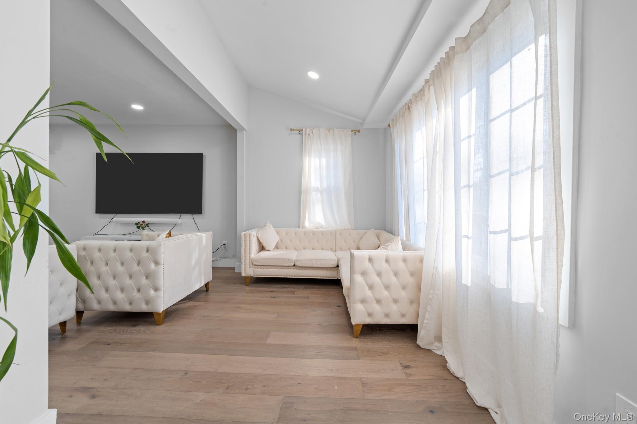 #20 photo, 11445 207th Street, Куинс ‖ Cambria Heights , NY 11411