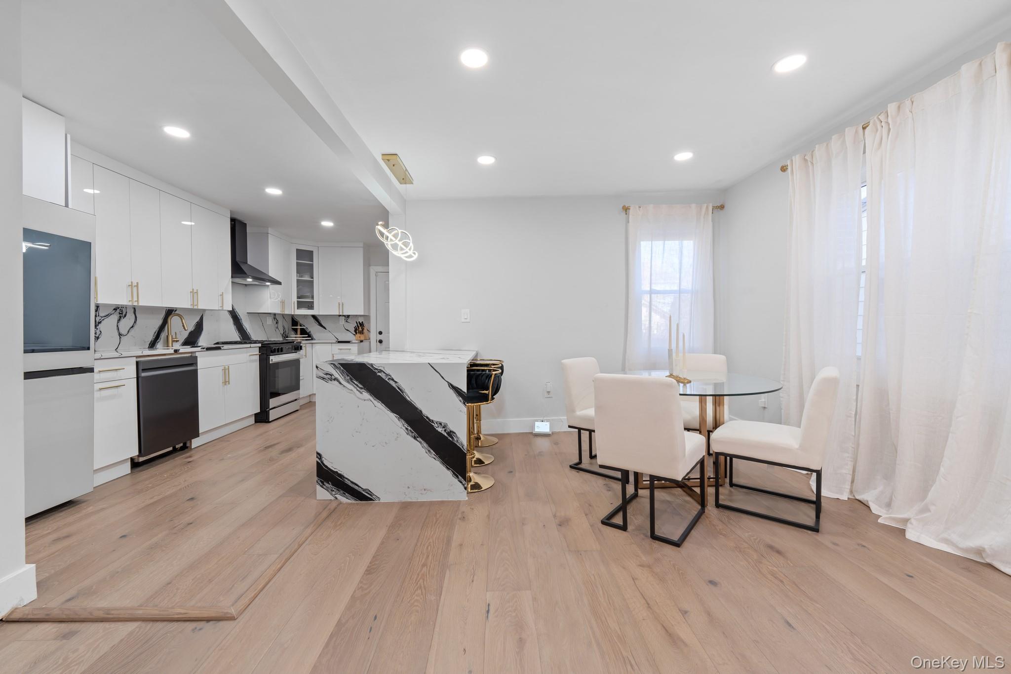 #4 photo, 11445 207th Street, Куинс ‖ Cambria Heights , NY 11411