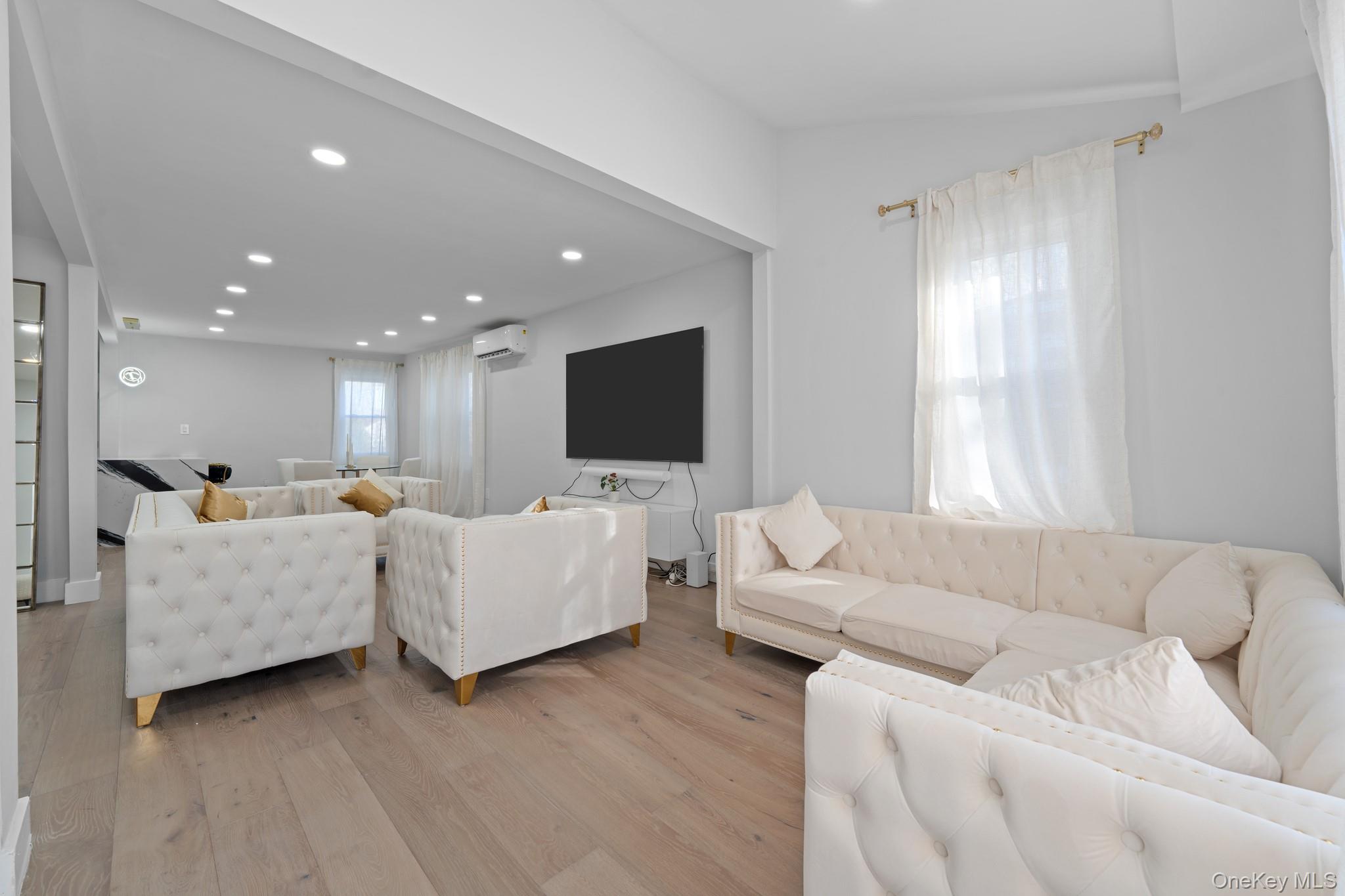 #8 photo, 11445 207th Street, Куинс ‖ Cambria Heights , NY 11411