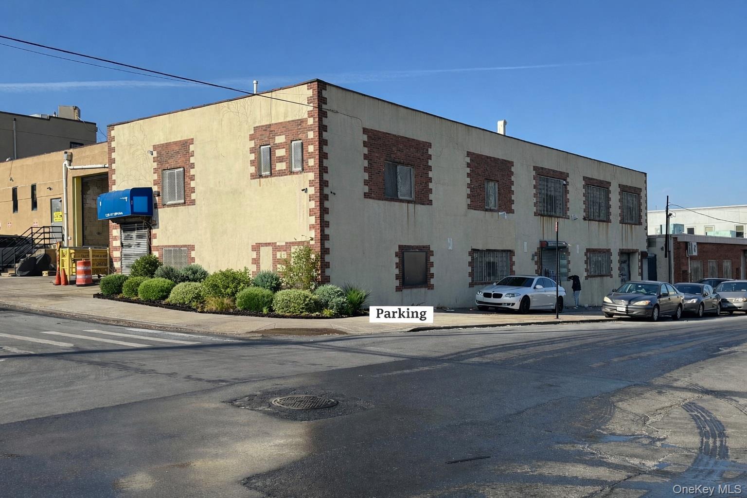 #17 photo, 129-11 18 Avenue, كوينز College Point , NY 11356