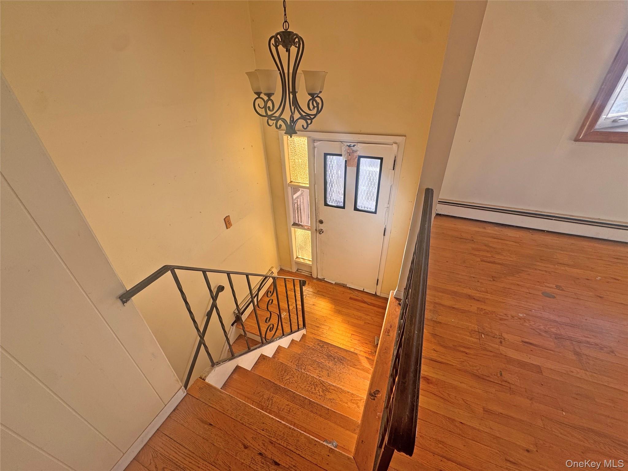 #5 photo, 192 Ferraris Street, מחוז סאפוק Copiague , NY 11726