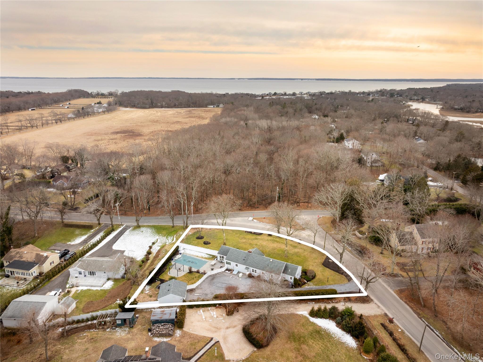 #5 photo, 735 Reeve Avenue, 东长岛 Mattituck , NY 11952