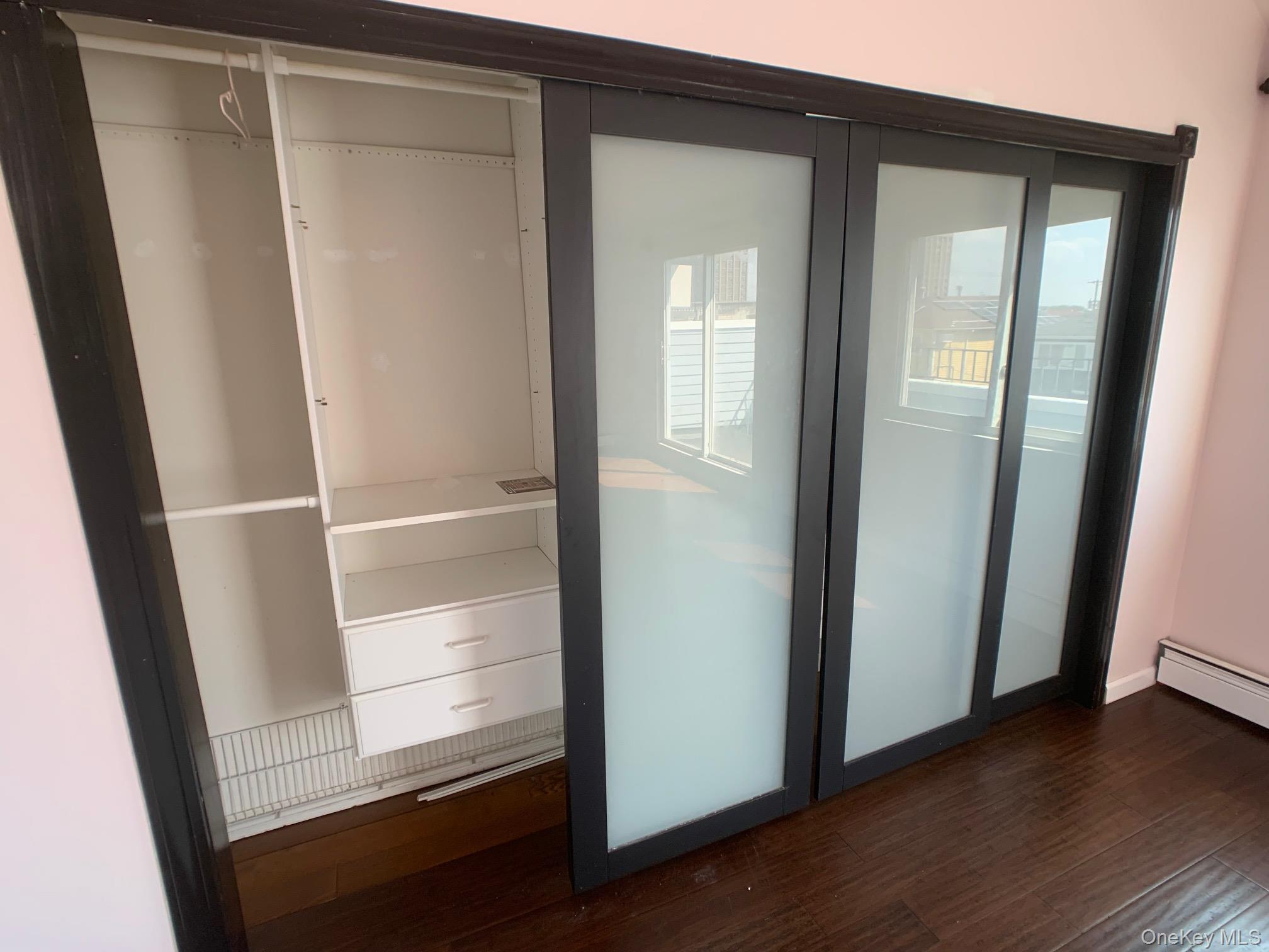 #6 photo, 184 Beach 97th, Rockaway Beach , NY 11693