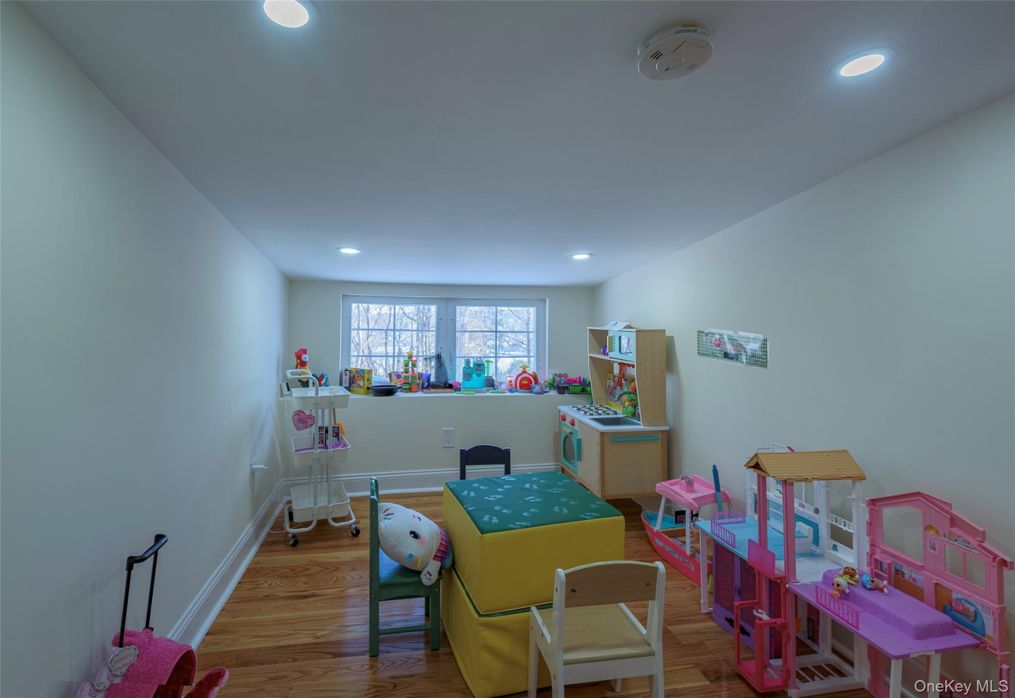 #20 photo, 20 N Ravine Road, גרייט נק Great Neck , NY 11023