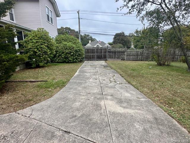 #19 photo, 90 Roe, सफ़ोक काउंटी Patchogue , NY 11772