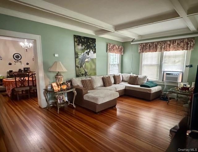 #7 photo, 90 Roe, सफ़ोक काउंटी Patchogue , NY 11772