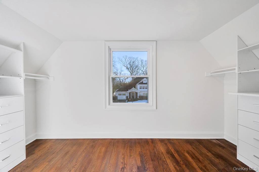 #11 photo, 15 Bayview Avenue, East Massapequa , NY 11758