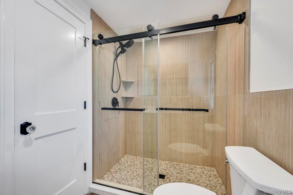 #12 photo, 15 Bayview Avenue, East Massapequa , NY 11758