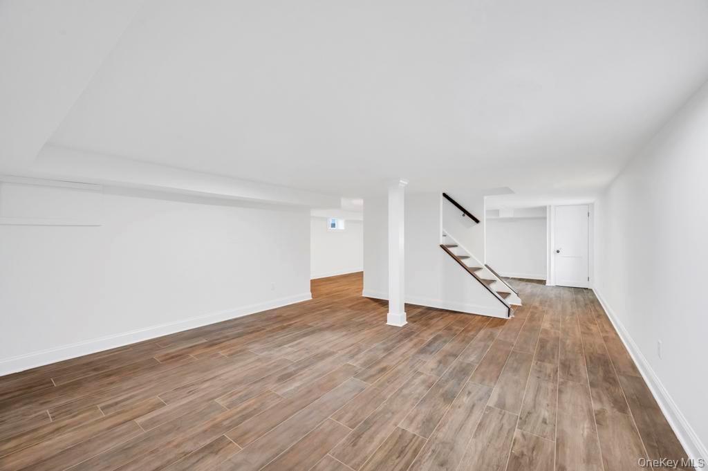 #19 photo, 15 Bayview Avenue, East Massapequa , NY 11758